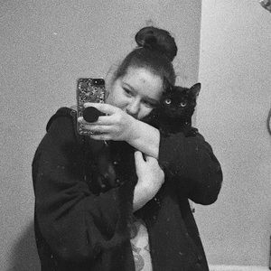 Meet your Posher, Aylish